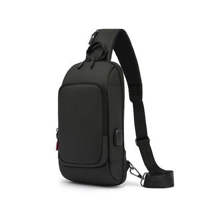 Umgekehrter Polyester Unisex Schulterbeutel, schwarzer Crossbody Casual-Tasche mit Rückentasche