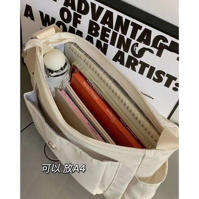 Polyester Verkleidung Crossbody Sling Tasche 15L Kapazität mit 2 Taschen